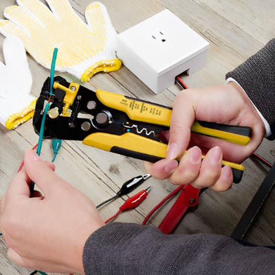 Pince a denuder jaune pour couper fil