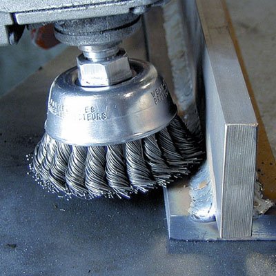 Brosse métallique perceuse pour finition des soudures