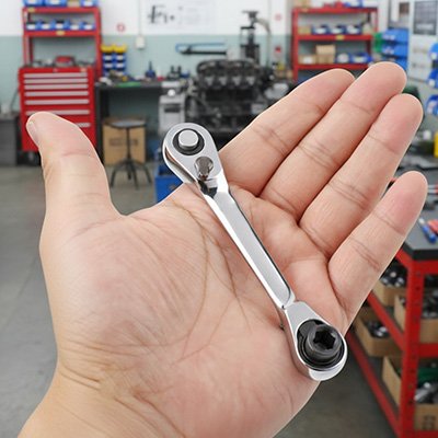 Selected Variant Image