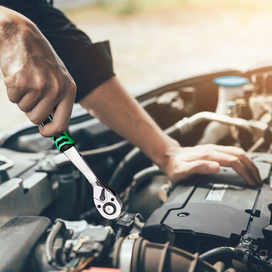 Clé à cliquet pour mecanique voiture