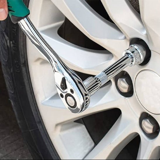 Clé à cliquet pour boulons vehicule 