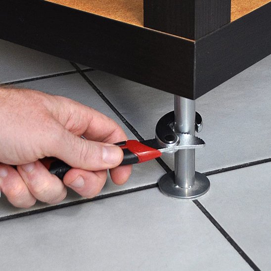 Clé à griffe pour serrage patte 