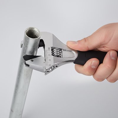 Clé à molette auto ajustable pour tuyau 