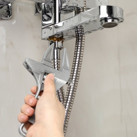 Clé à molette grande ouverture serrage robinet