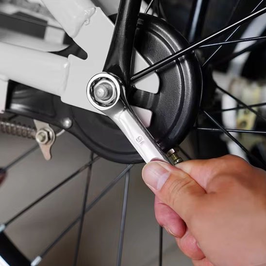 Clé plate à double extrémité ajustement de roue 