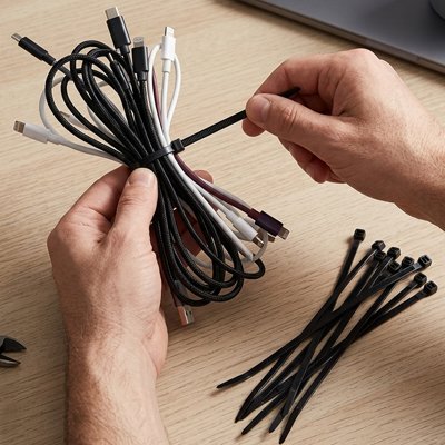 Collier de serrage nylon noir pour organiser petits fils 
