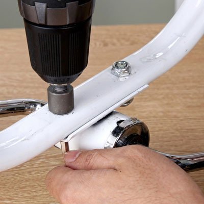 Embout visseuse pour visser boulon