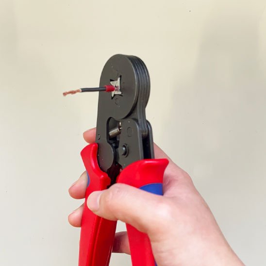 Pince a sertir electrique 
