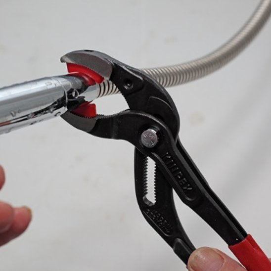 pince multiprise ferme