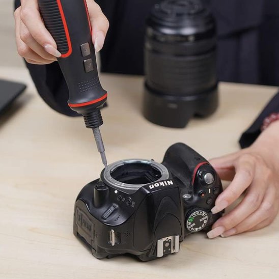 Tournevis electrique pour reparation camera